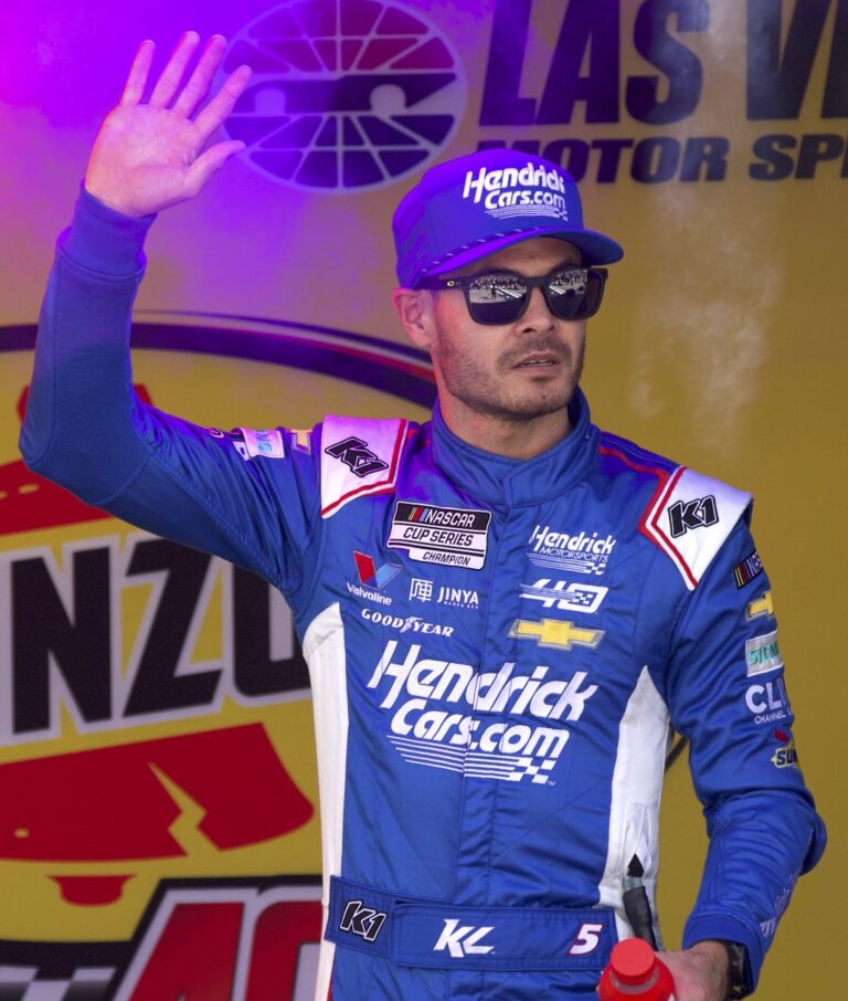 Kyle_Larson_Driver_Introductions_Las_Vegas_2024 (1)