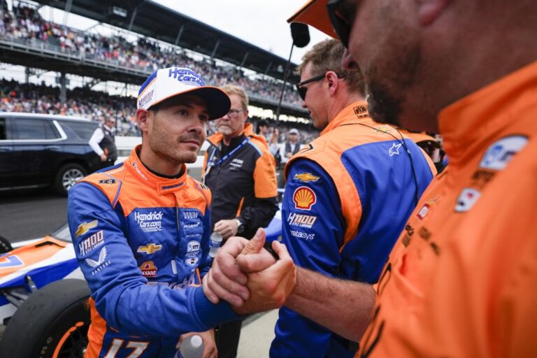Shockwaves in NASCAR: Kyle Larson’s Playoff Wiver Application Stuns Fans and….
