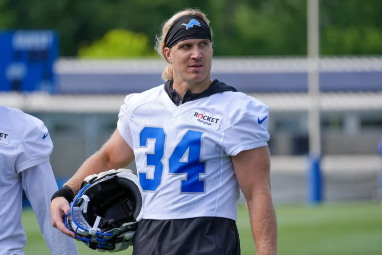 Alex Anzalone Returns to Practice: Concussion Protocol Still…