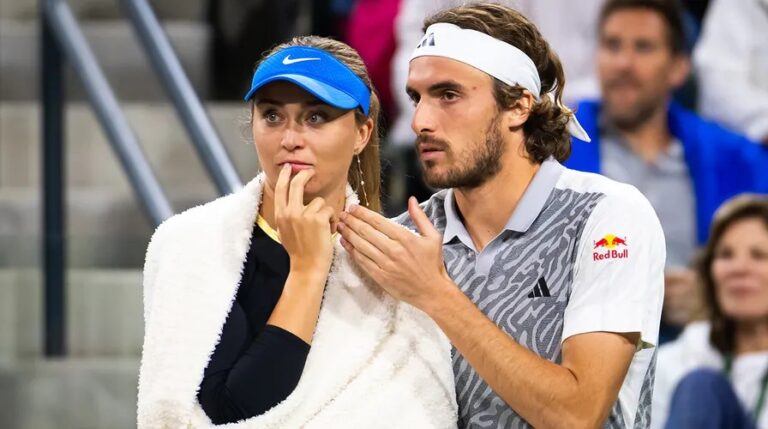 Terrible and Heartbreaking News: Stefanos Tsitsipas in Deep Pain Over the Sudden Loss of Girlfriend Paula Badosa…