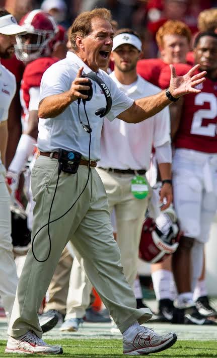 JUST IN: Alabama Coach Nick Saban Imposes Strict Punishment on Star Player for Violation of Team Rules…