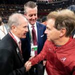 Richard Carapaz Revela Cómo Movistar Team e INEOS Grenadiers Le Proporcionaron Acceso a Entrenadores Expertos y Recursos… Richard Carapaz Reveals How Movistar Team and INEOS Grenadiers Provided Access to Expert Coaching and Resources…
