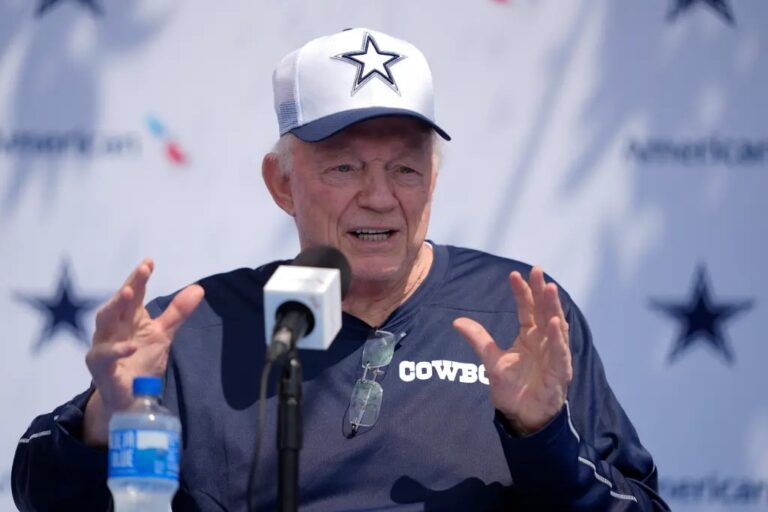 Just In: “He is not the solution to our problem.” Cowboys owner Jones is very upset with comments on Derrick Henry due to…