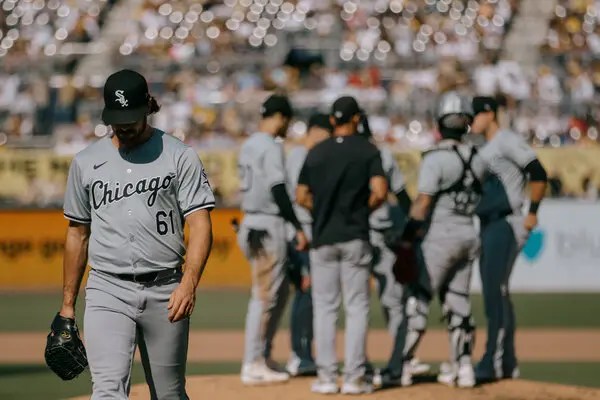BREAKING NEWS: The Chicago White Sox reportedly have their eye on a trade involving left-handed pitcher Garrett Crochet, potentially as part of a strategy to bolster their batting order….
