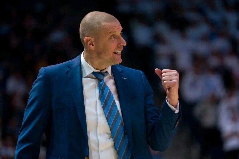 Mark Pope Turns Down $600 Million Offer from Louisville Cardinals, Recommits to Kentucky Basketball….