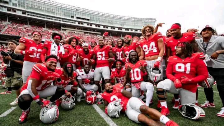 Incredible Achievement: Ohio State Buckeyes Named as the Greatest College Football Team of All Time! 🎉👏…