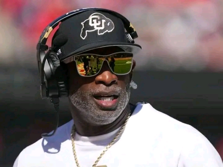 Colorado Buffaloes HC Deion Sanders Declines Head Coach Offer from Jerry Jones of the Dallas Cowboys, Citing Three Key Reasons…
