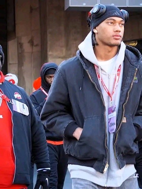 Breaking: Five-Star WR Recruit Chris Henry Jr. Cancels Visits to Michigan, Alabama, and LSU to Commit to Ohio State Football…