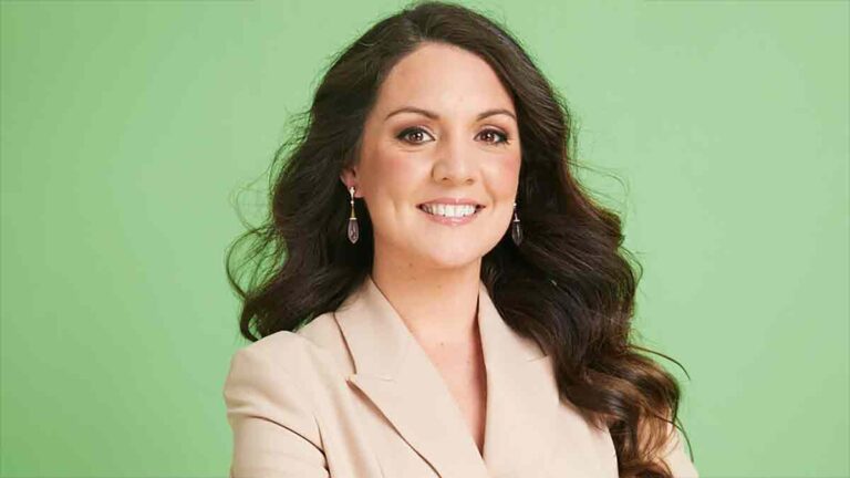 Science Meets Style: Laura Tobin Named UK’s Most Influential Weather Presenter…