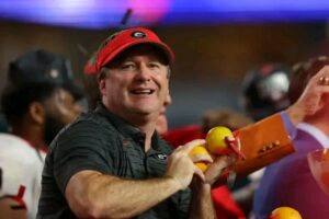 ESPN REPORT: Kirby Smart Stuns CFB World, Rejects \$7.5M Offers from Michigan, Notre Dame — Says ‘My Future Is with Georgia Bulldogs…