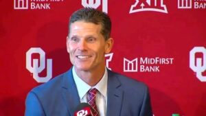 UNPRECEDENTED GESTURE: Oklahoma Sooners Coach Brent Venables Donates Entire \$5.5 Million Bonus to Charity and Homeless Relief…