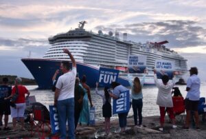 TODAY: Carnival Cruise Ship Arrives at Port Canaveral to Record Crowds and Celebration…