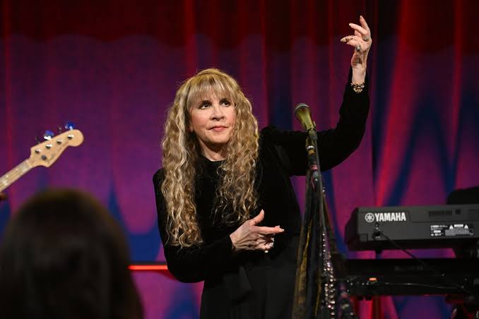 Stevie Nicks’ Unexpected Concert Surprise and Bold Tour Changes Ignite Fan Excitement for Upcoming Shows…